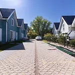 Sugardunes Apt- 1mintothebeach, Ac & Parking, By Cohost *
